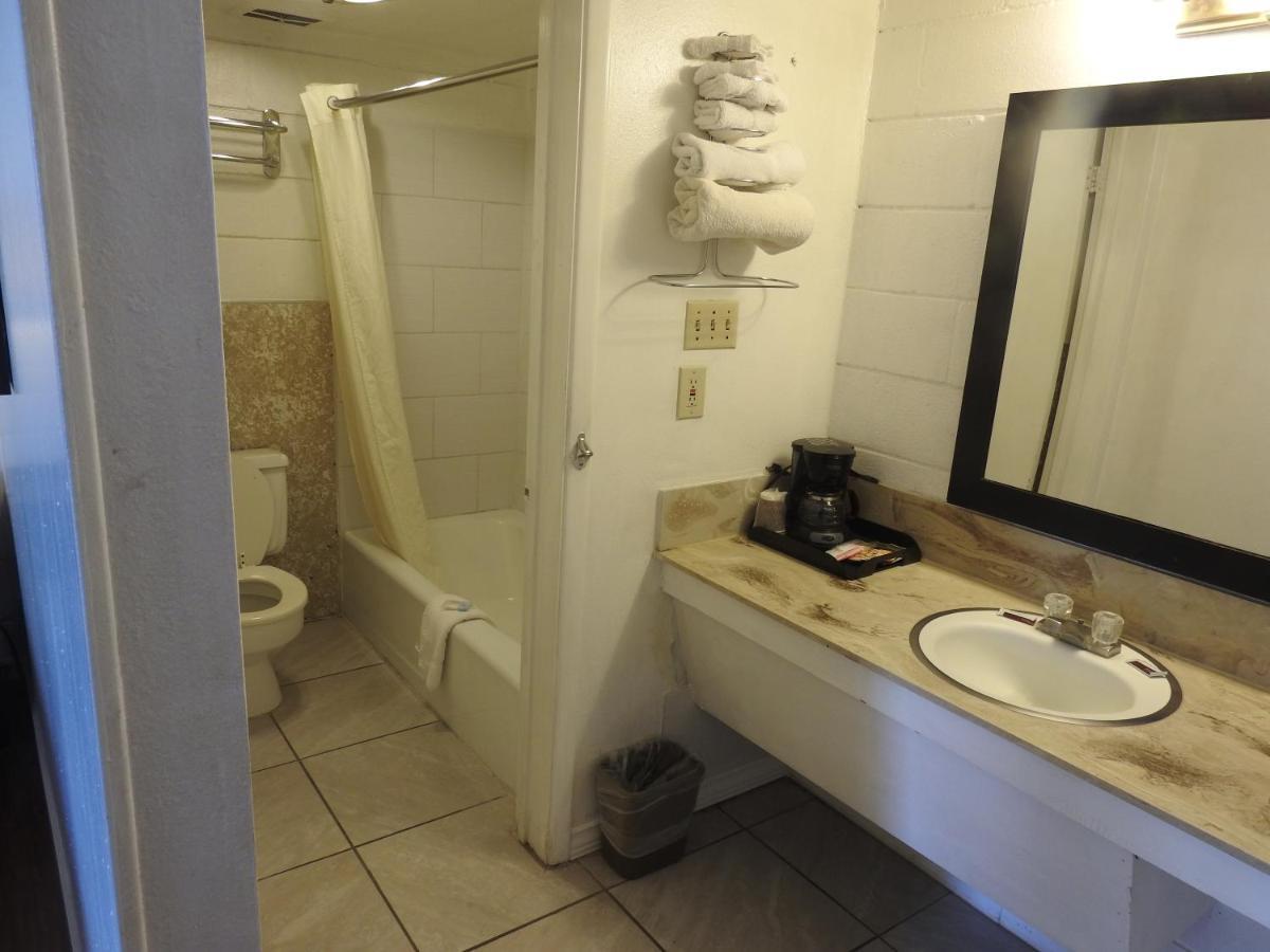 Economy Inn Socorro Kültér fotó