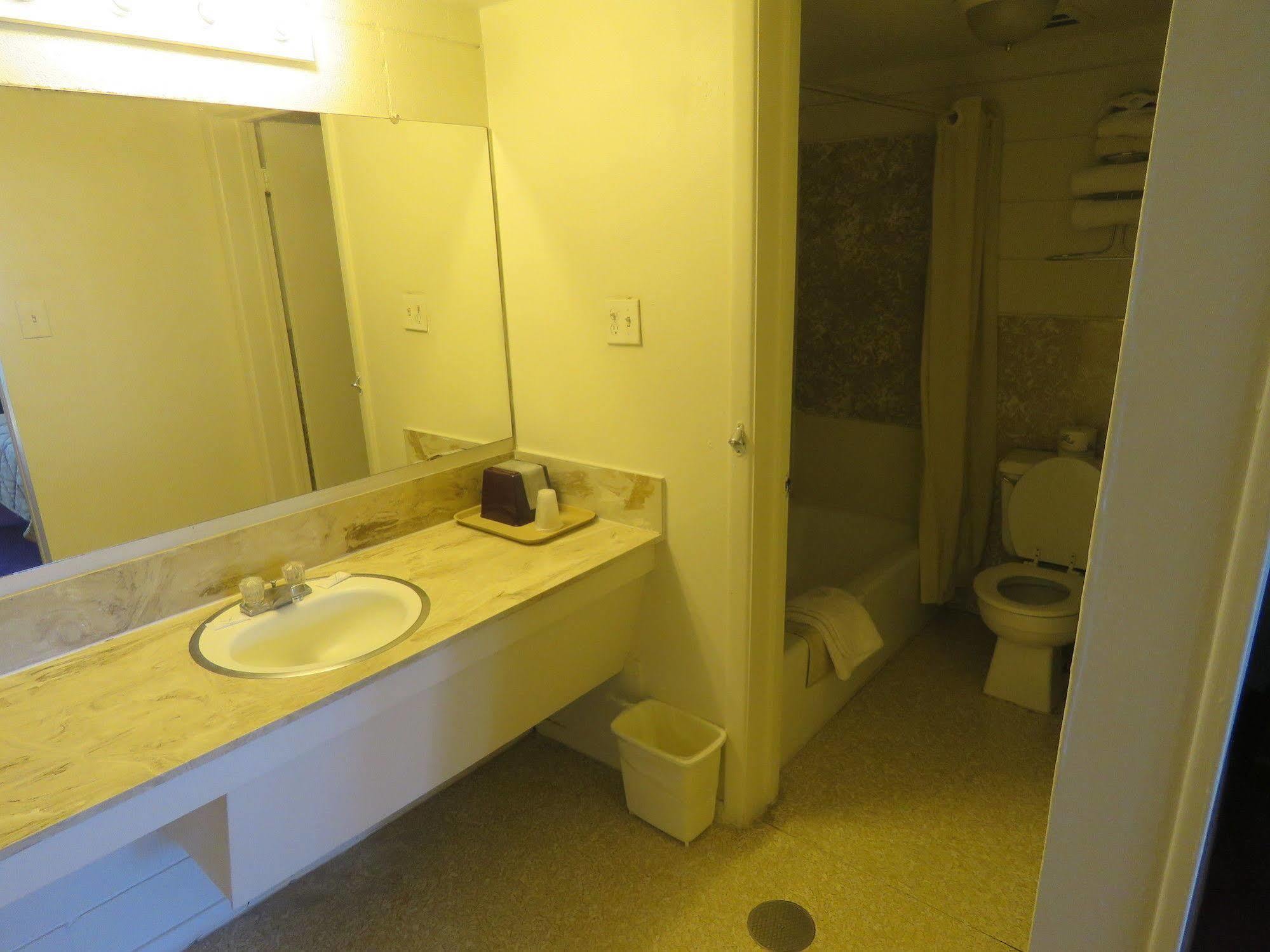 Economy Inn Socorro Kültér fotó